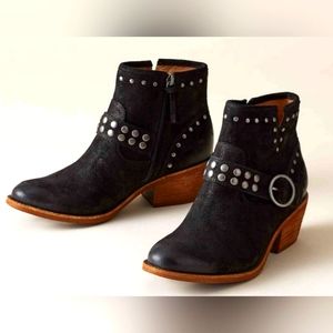 ALLENE I I BOOTS by Sofft®, Black Suede, Size 9.5, Nordstrom Annivsry Sale '21